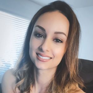 Meet your Posher, Christine